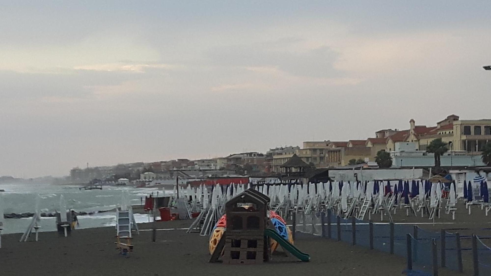 Ferienwohnung Ippocampo Lido di Ostia Exterior foto